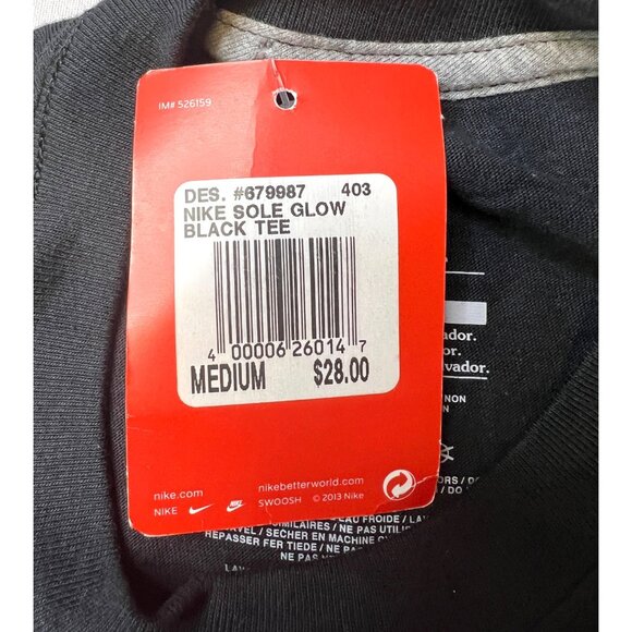 Nike Sole Glow Mens Black Tshirt Medium Glow-In-The-Dark Regular Fit 100% Cotton - Picture 4 of 4